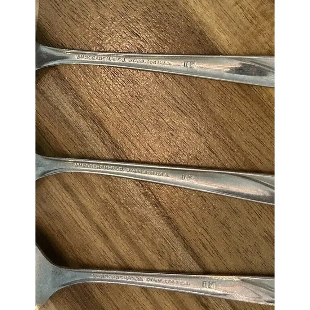 Vintage Wm Rogers IS Stainless 14p Set Serving Spoon USA International Silver 29